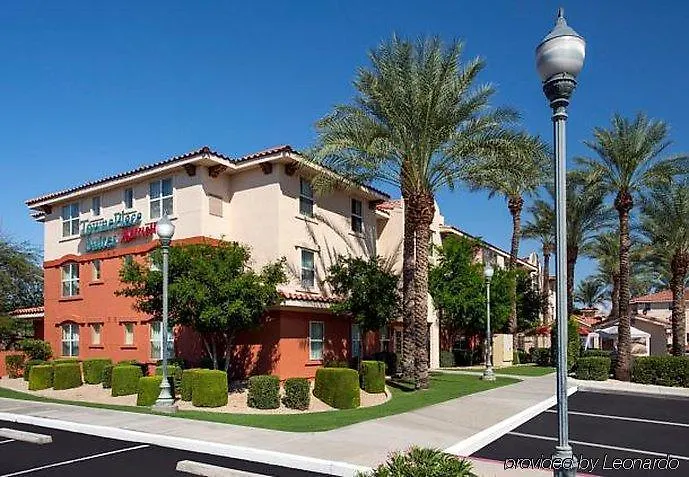 Sonesta Simply Suites Phoenix Scottsdale 3*,