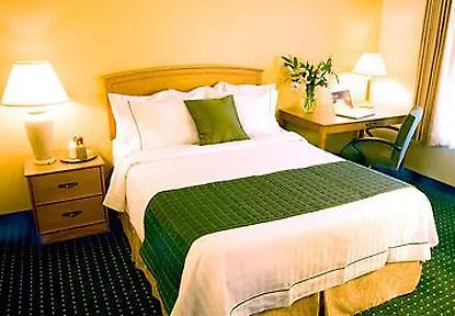 Sonesta Simply Suites Phoenix Scottsdale Hotel