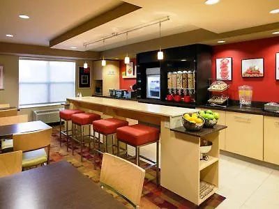 Sonesta Simply Suites Phoenix Scottsdale Hotel